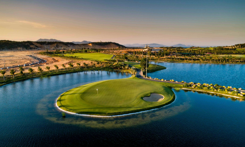 KN Golf Links Cam Ranh